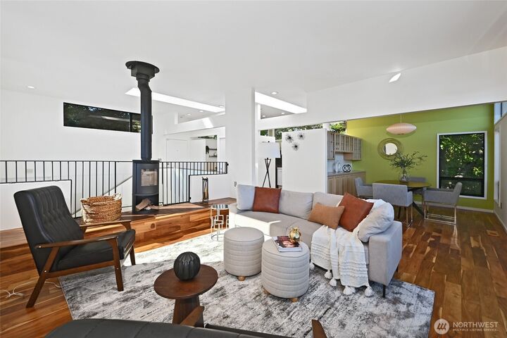 Property Photo:  9136  Spear Place S  WA 98118 