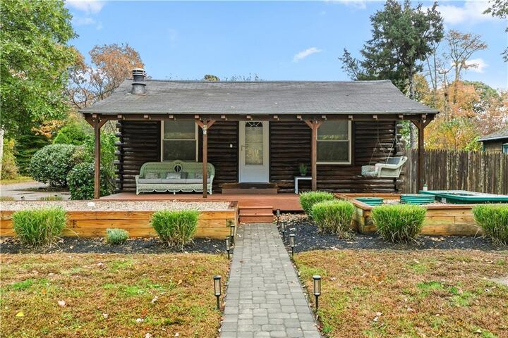 Property Photo:  51 Osceola Avenue  RI 02882