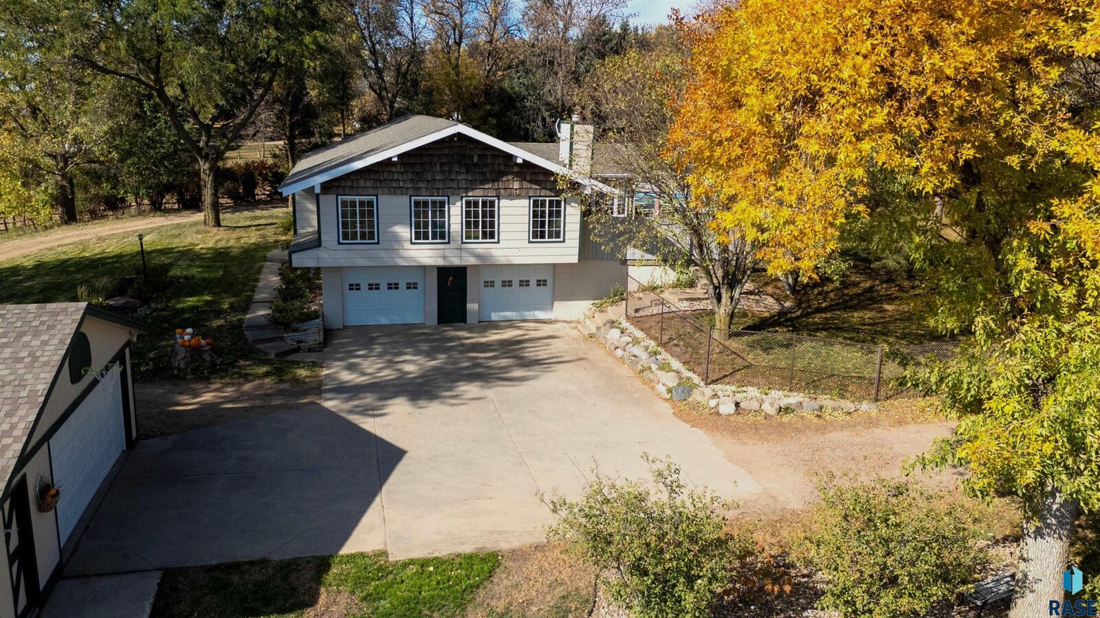 Property Photo:  48093 260th St  SD 57005