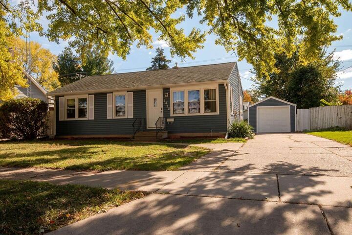 1412 Craig Avenue  Janesville WI 53545 photo