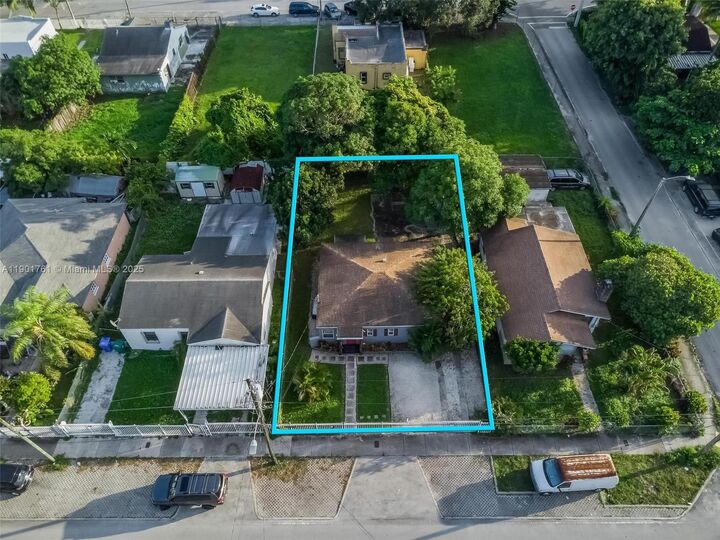 Property Photo:  1240 NW 38th St  FL 33142