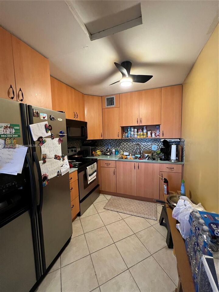 Property Photo:  13550 SW 6th Ct 403A  FL 33027