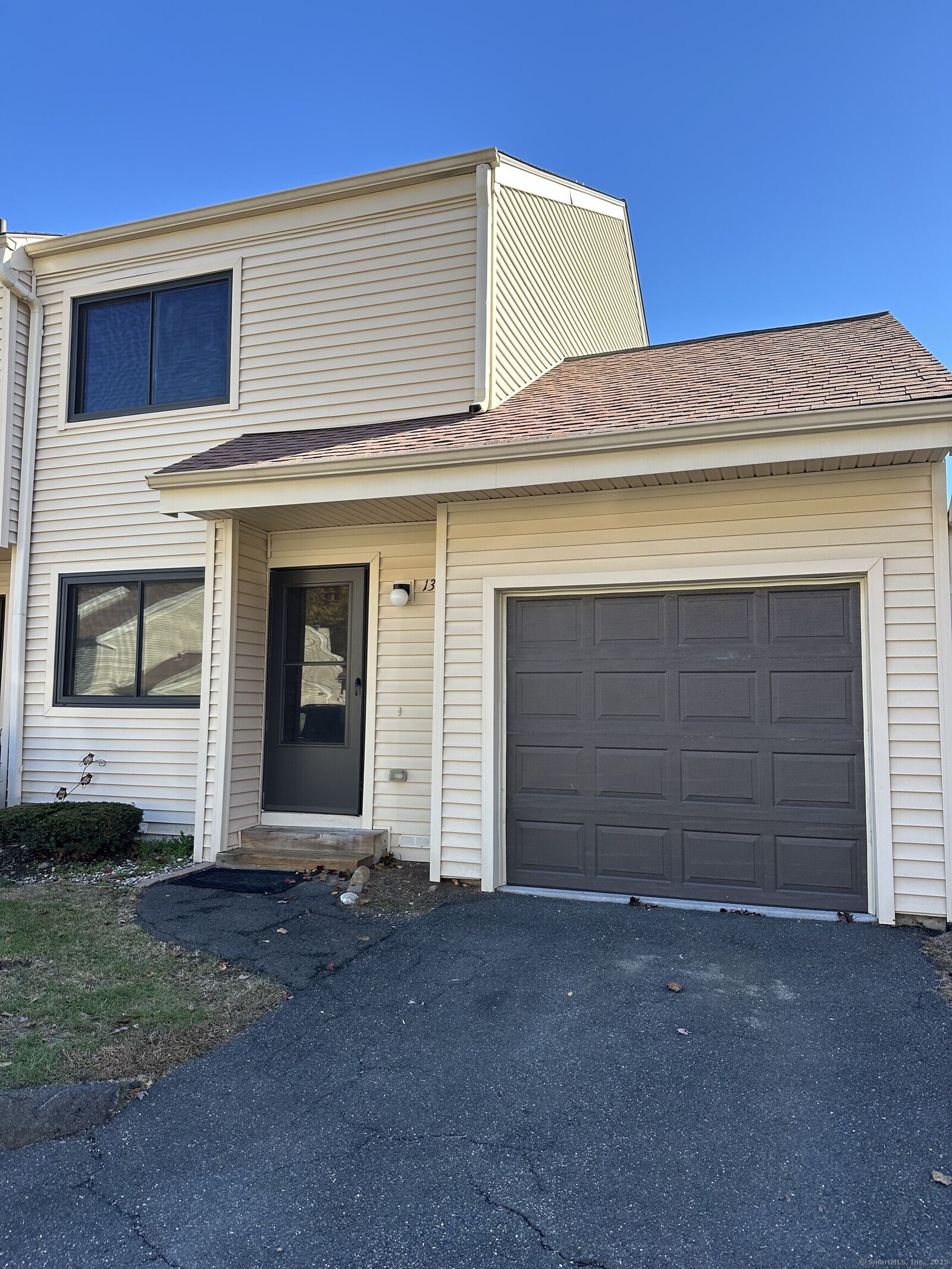 Property Photo: 13 Deer Run 13 CT 06801