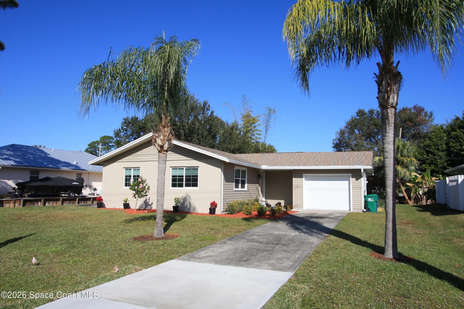 Property Photo:  572 Orange Avenue  FL 32958 