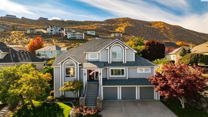 Property Photo: 481 Clermont Drive WA 99352