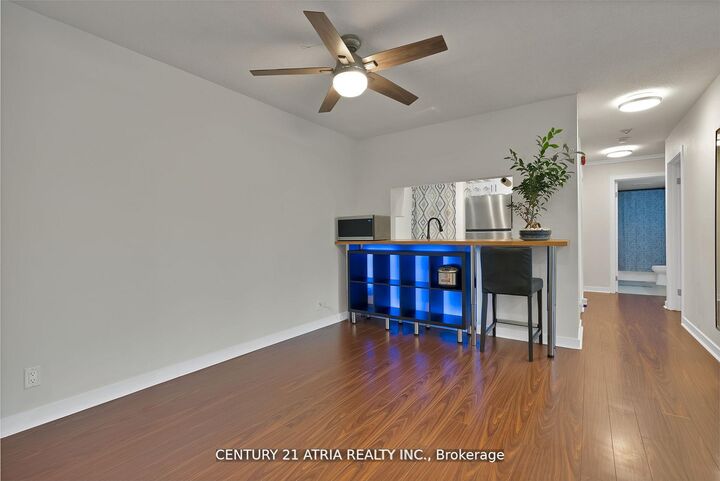 Property Photo:  65 Trailwood Drive 523  ON L4Z 3L1
