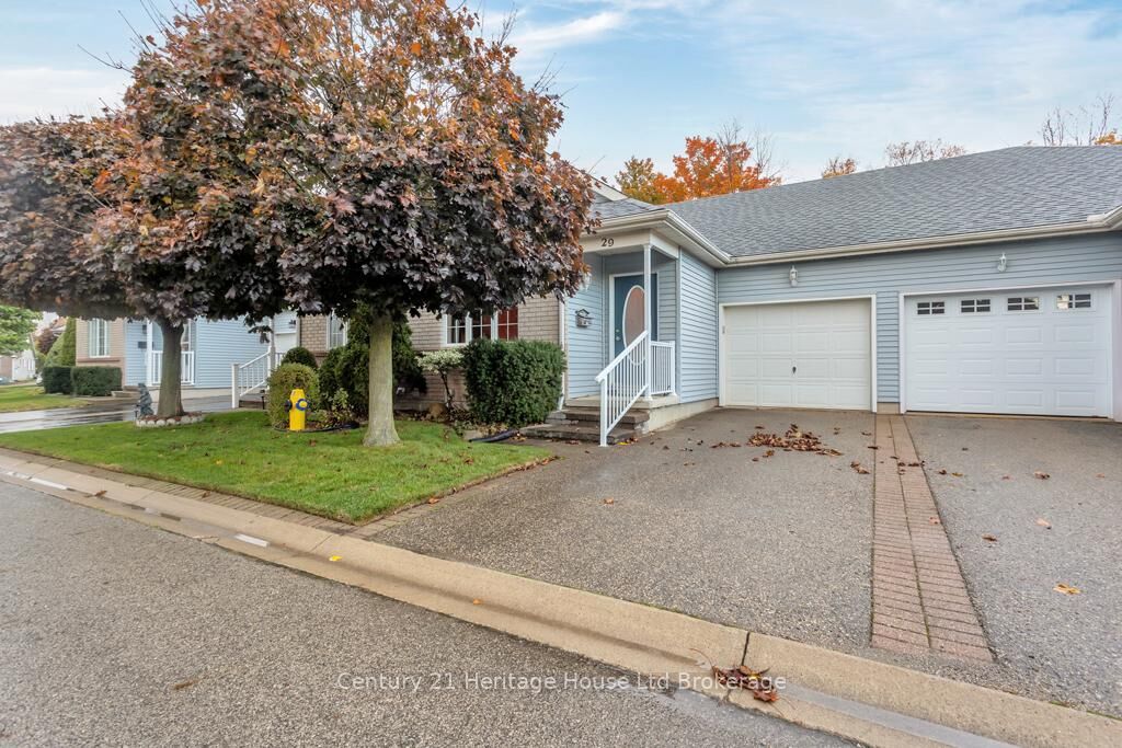 Property Photo:  29 Jackson Court  ON N4G 5R3 