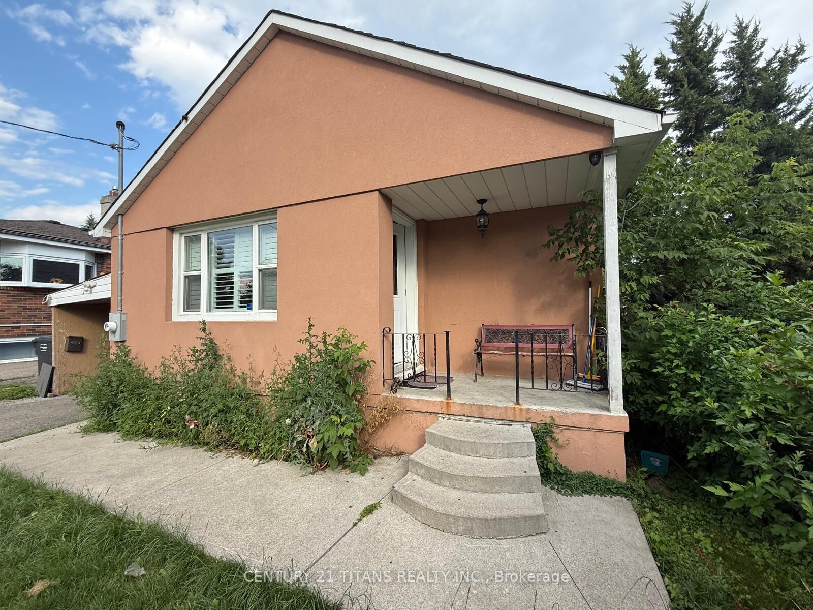 Property Photo:  29 Mercer Drive  ON L6X 1B5