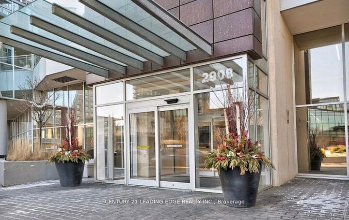 Photo de la propriété:  2908 Hwy 7 N/A 1207  ON L4K 0K5