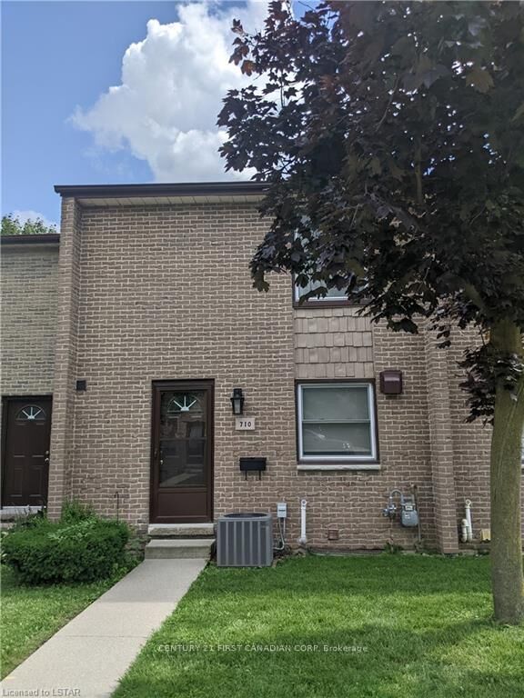 Property Photo:  710 Wonderland Road S  ON N6K 1L8