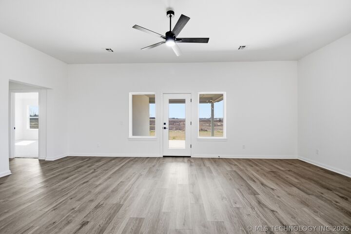 Property Photo:  10316 E 132nd Street S  OK 74008 