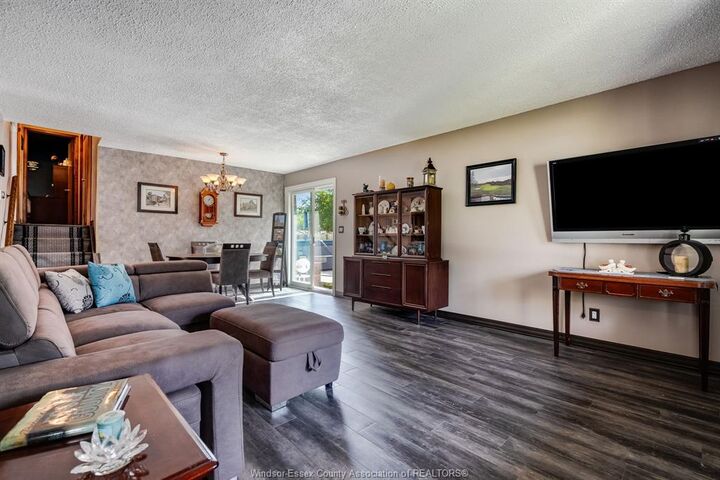 Property Photo:  265 Stonehedge  ON N9Y 3L5 