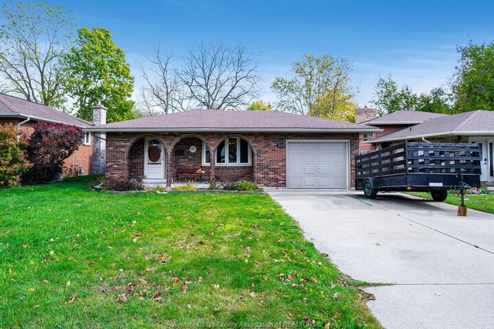 Photo de la propriété:  265 Stonehedge  ON N9Y 3L5 