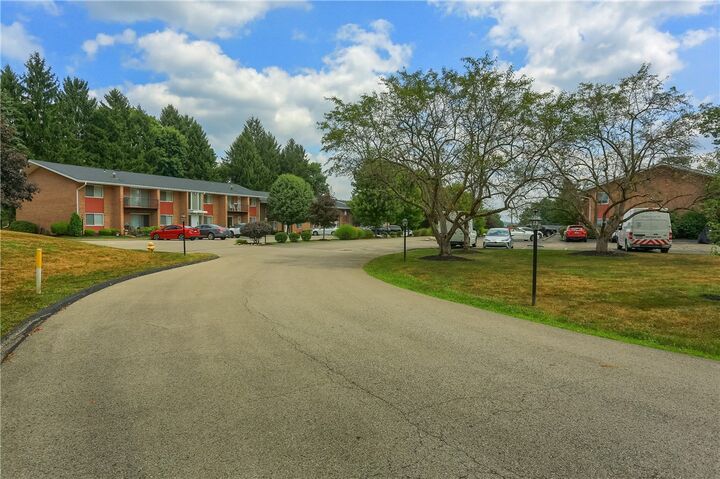Property Photo:  65 Darlington Rd B30  PA 15010 