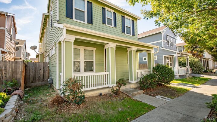 Property Photo:  915 Liberty Drive  CA 94585