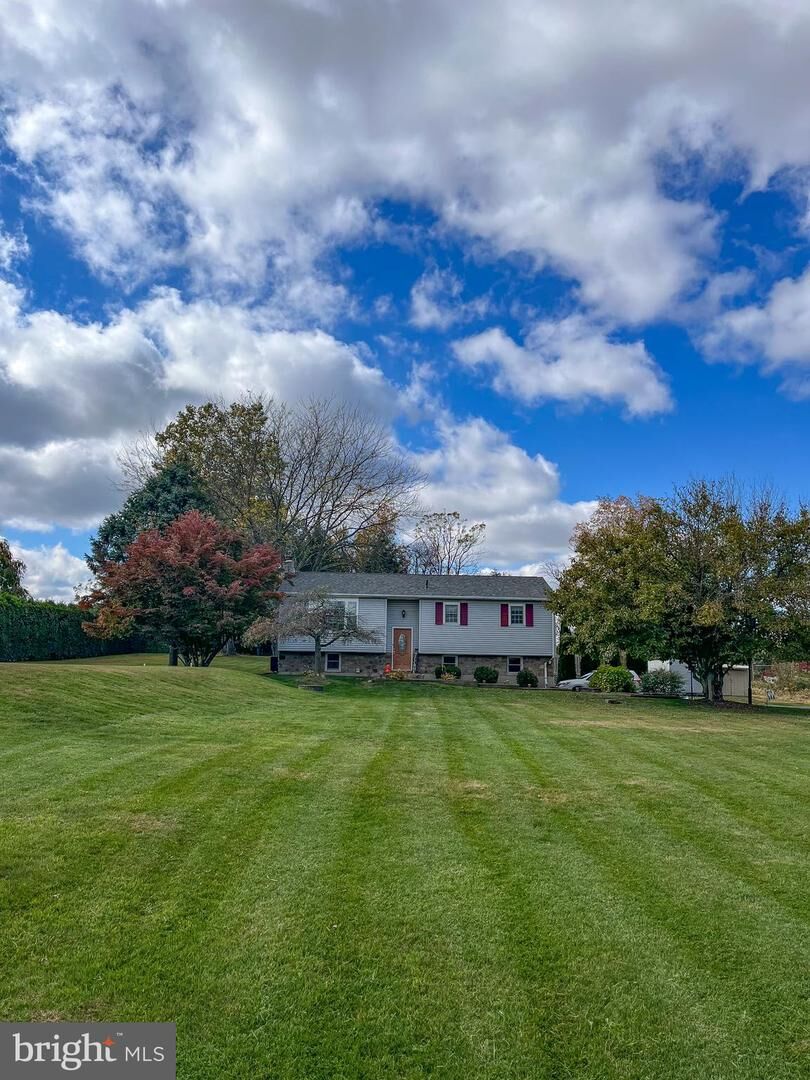 Property Photo:  36 Deysher Road  PA 19522