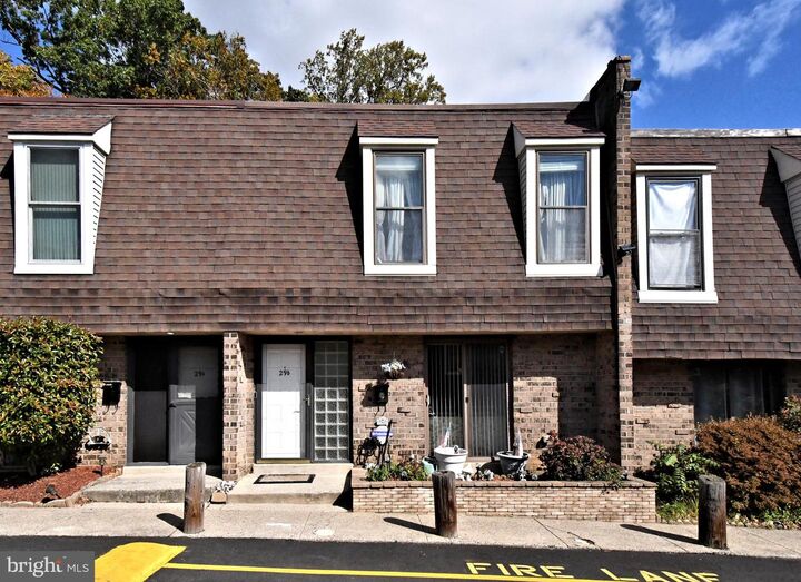 Property Photo:  11829 Academy Road 29 B  PA 19154