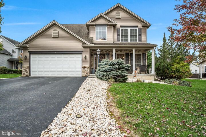 Property Photo:  2 Rockledge Court  PA 17015
