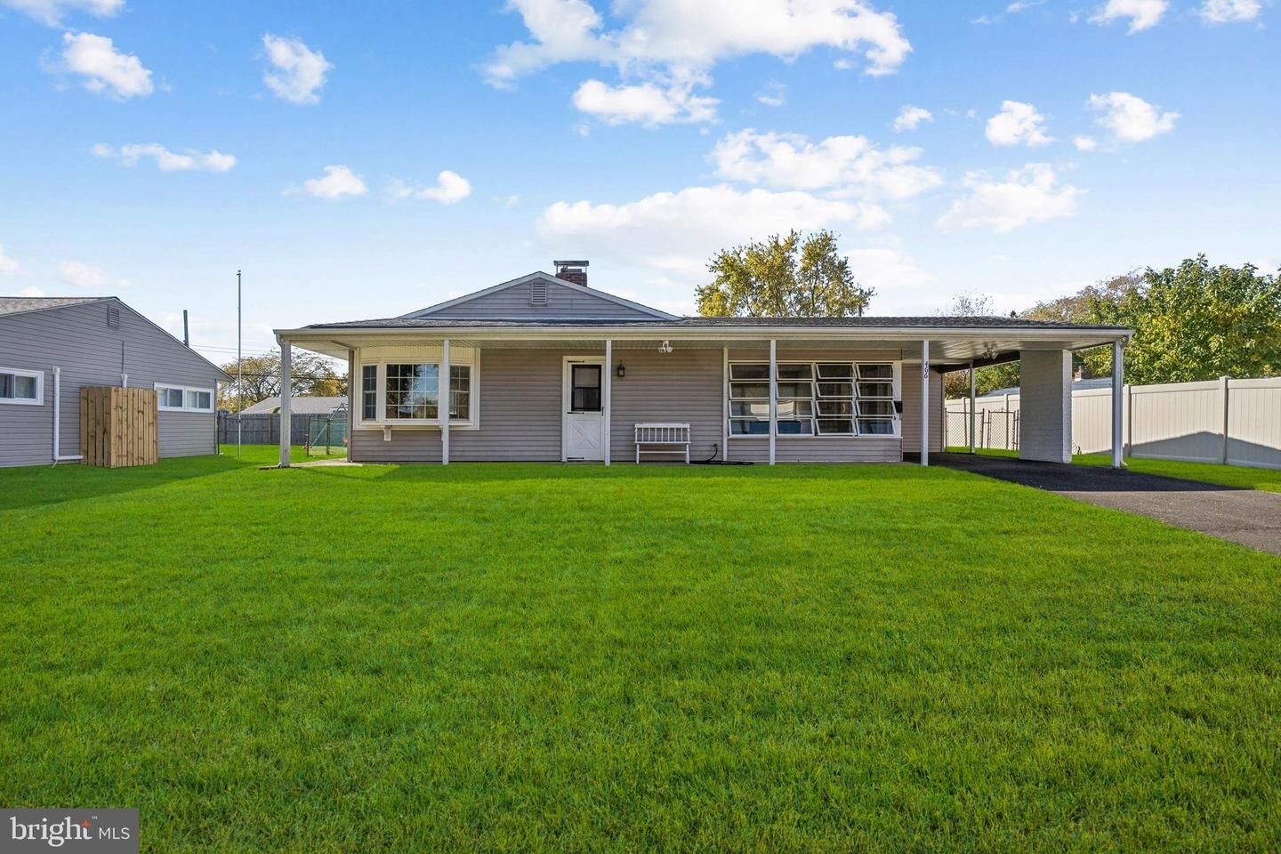 Property Photo: 466 Lakeside Drive PA 19054