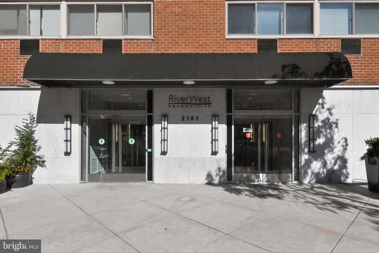 Property Photo:  2101 Chestnut Street 17 1121  PA 19103