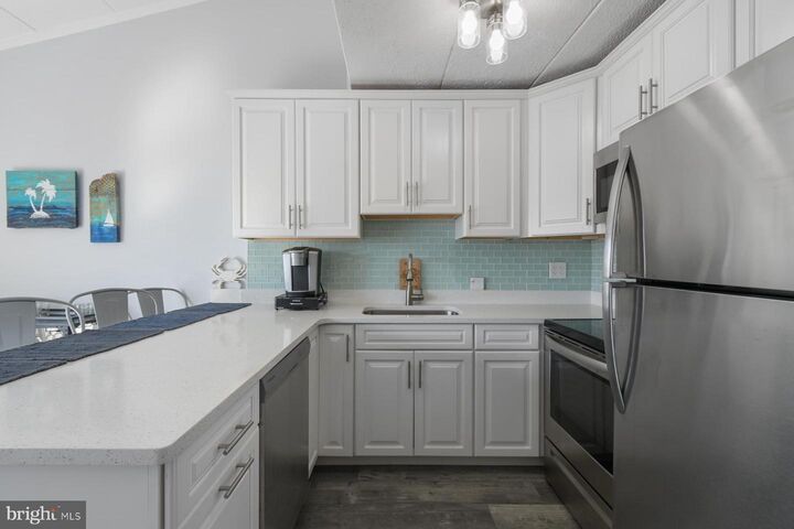 Property Photo:  18 69th Street 15  MD 21842 