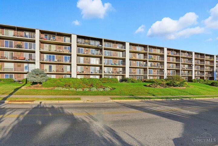 Property Photo:  2680 Lehman Road  OH 45204