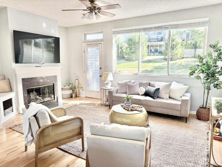 Property Photo:  2456 Doeview Court  OH 45230