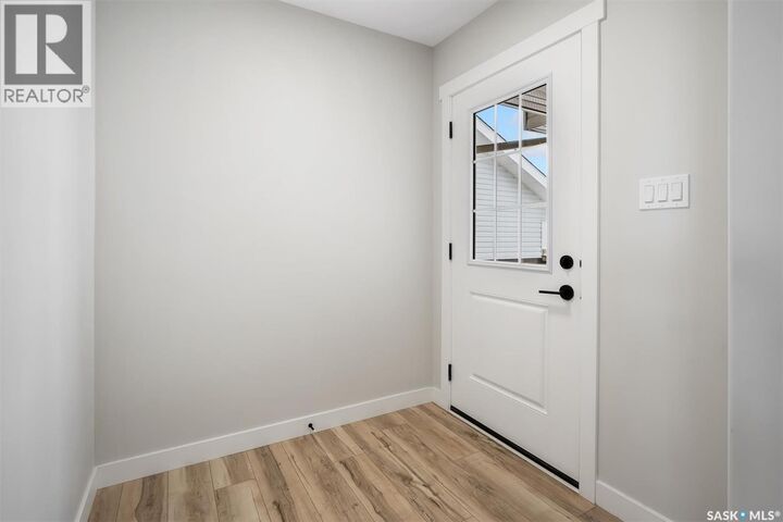 Property Photo:  126 Reddekopp Crescent  SK S0K 4S3