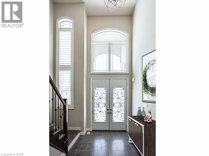 Property Photo:  16 Riva Court  ON L9B 0H9 