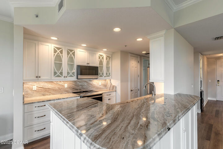 Property Photo:  4672 Riverwalk Village Court 8501  FL 32127