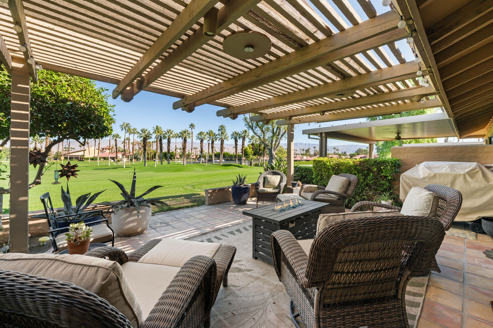 Property Photo:  77796 Woodhaven Drive S  CA 92211