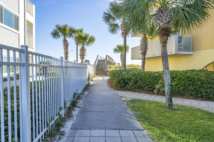 Property Photo:  2003 Devmor Court 1C  FL 32548 