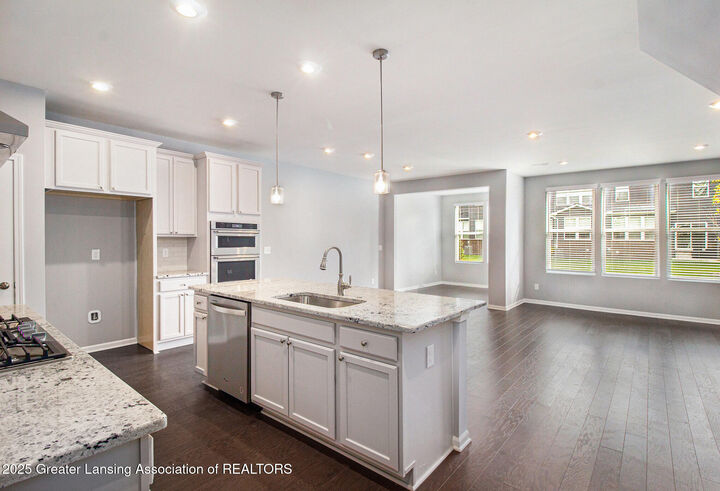 Property Photo:  4759 Glenora Drive  MI 48359 