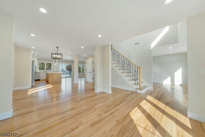 Property Photo:  25 Pulaski Ave A  NJ 07057