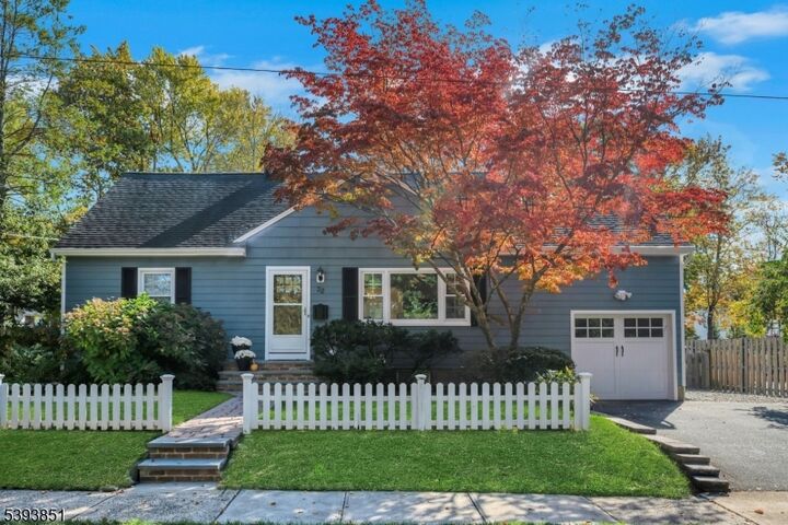 32 Locust Dr  Summit City NJ 07901 photo