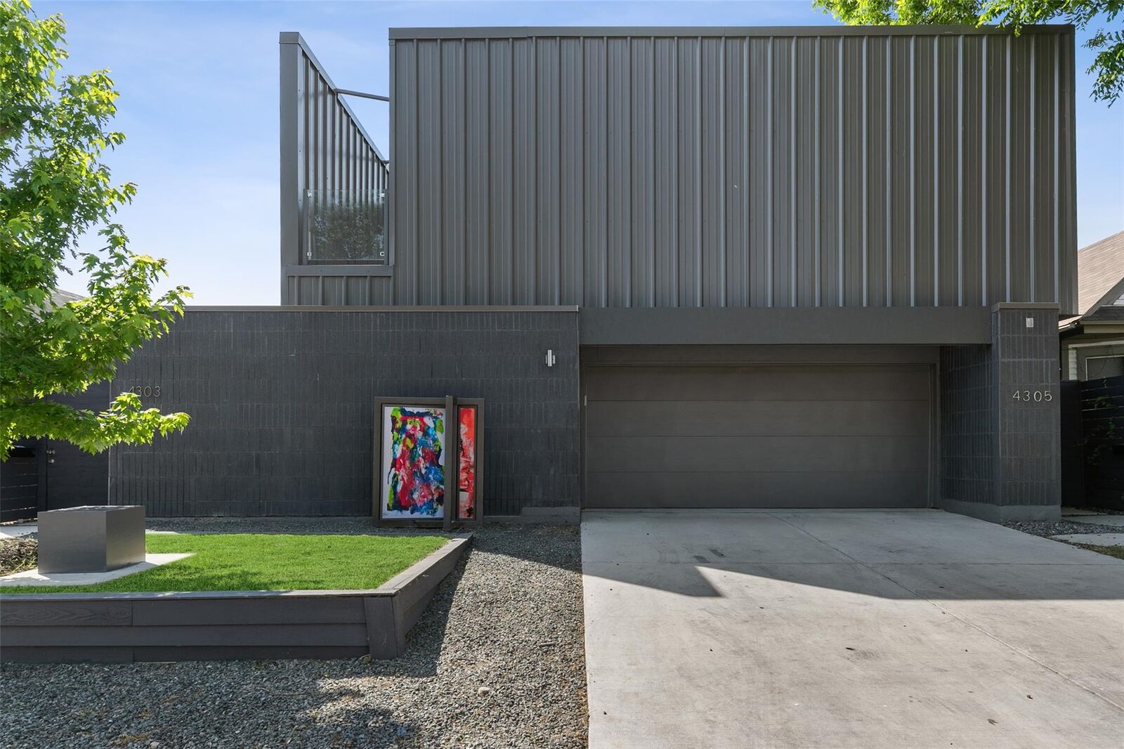 Property Photo: 4305 Roseland Avenue TX 75204