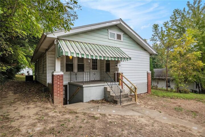 Property Photo:  2601 S 19th Street  MO 64503 