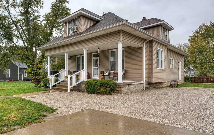 Property Photo:  602 N Third Street  IN 47601