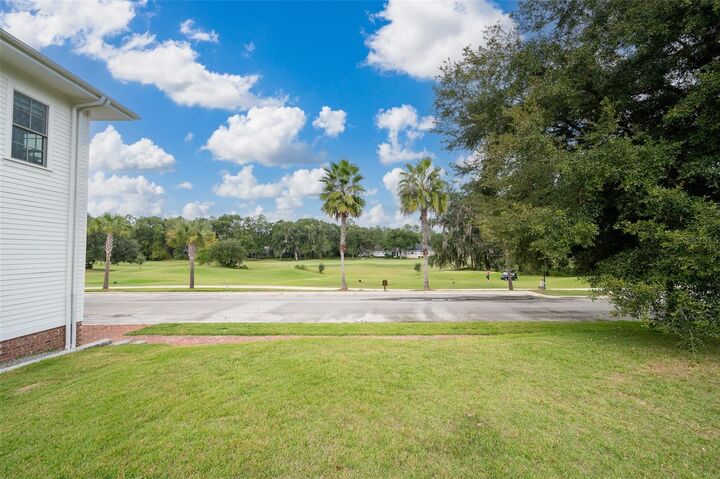 Property Photo: 9139 SW 47th Place FL 32608