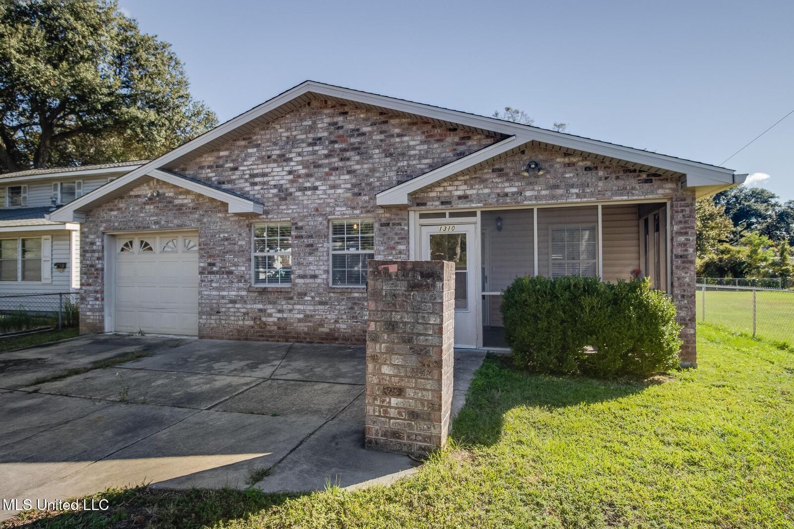 Property Photo: 1310 36th Avenue MS 39501