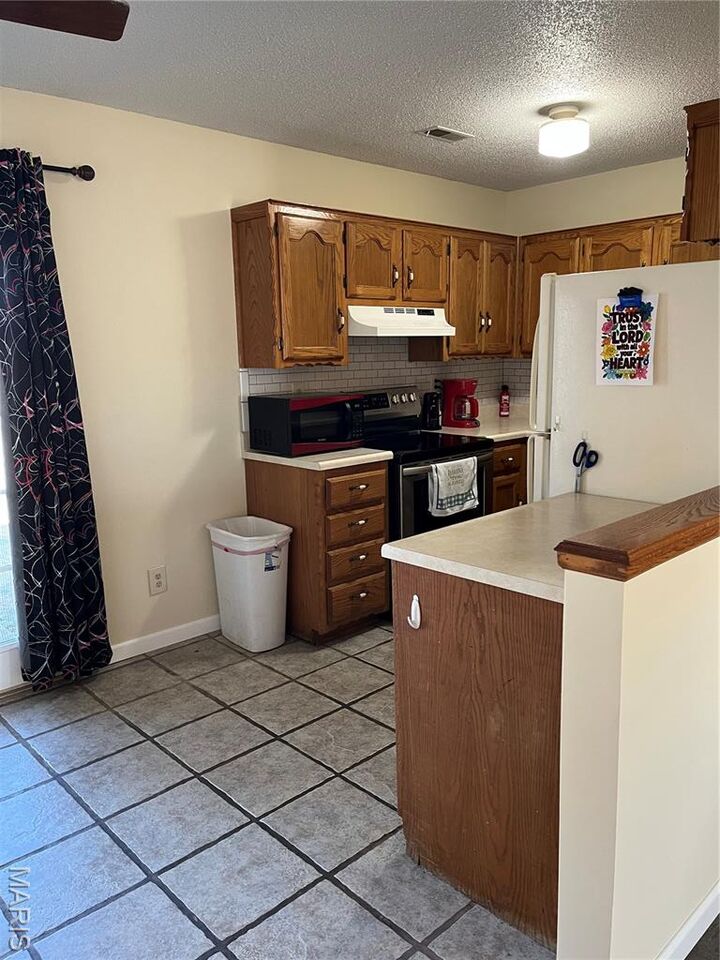 Property Photo:  121 Mervin Street  MO 63080 