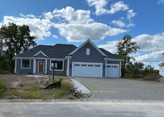 Property Photo:  W251n2371 Valleyview Cir  WI 53072