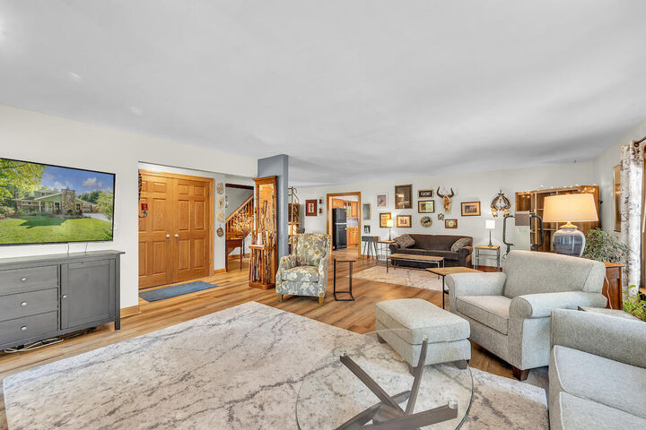 Property Photo:  3267 W Skamra Ave  WI 53132