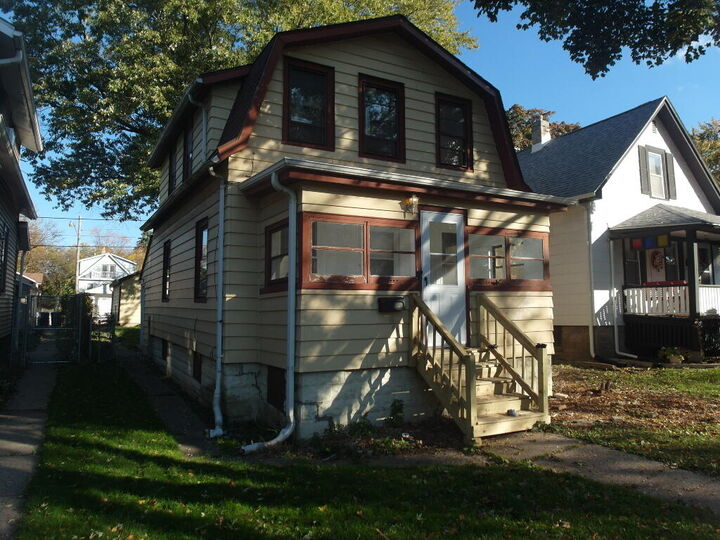 Property Photo:  170 S 64th St  WI 53214 