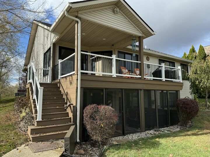 8826 Irish Mist  Onsted MI 49265 photo