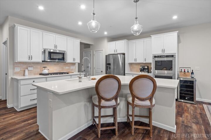 Property Photo:  1255 Josiah Road  IL 60563