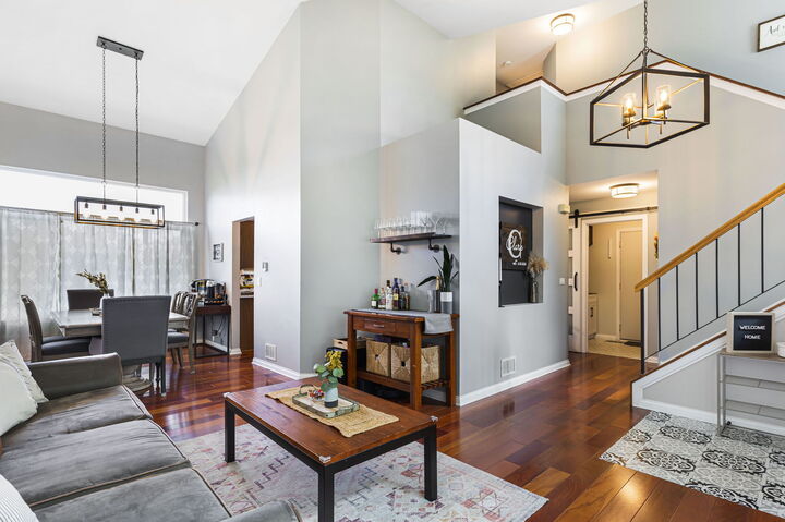 Property Photo:  36253 N Bridlewood Avenue  IL 60031