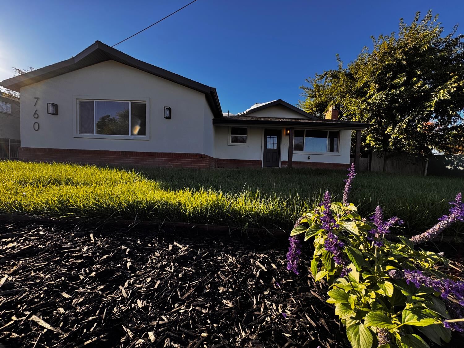 Property Photo: 760 Craighton Avenue CA 95626