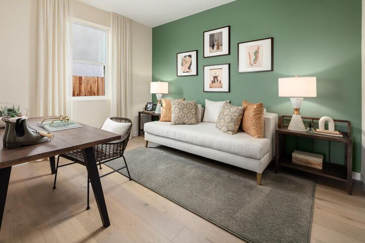 Property Photo:  521 Hollywood Way  CA 95648