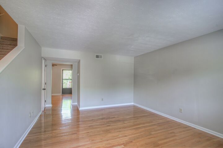 Property Photo:  231 Thistle Ln  TN 37076